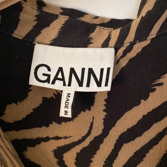 Ganni tiger print button down top - Picture 4 of 5